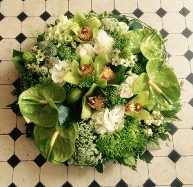 Contemporary posy greens and whites