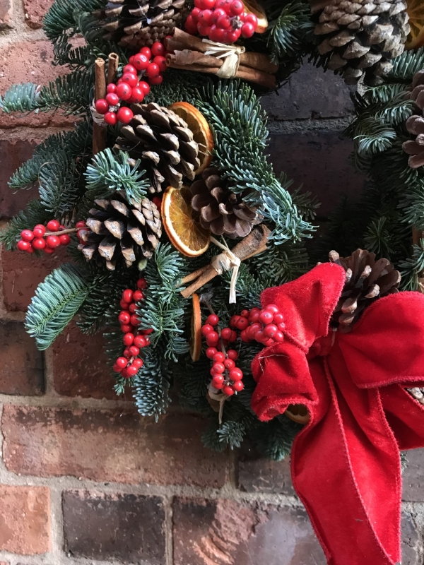 Spruce Wreath with Natural Decorations