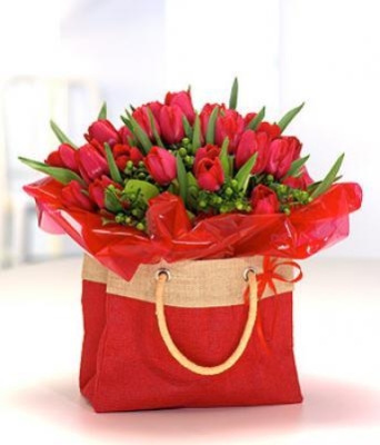 10.   Romantic Tulip Gift Bag