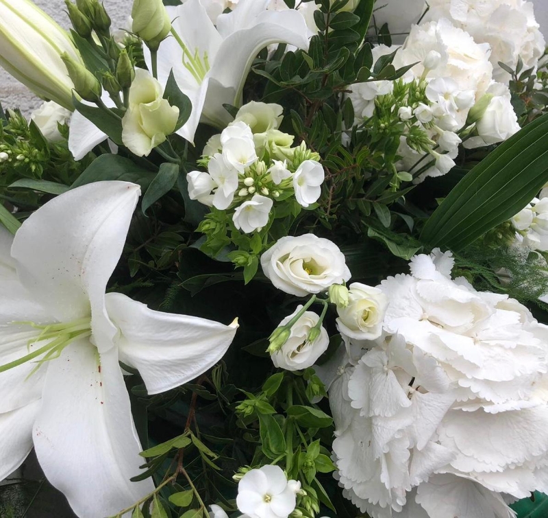 Hydrangea and longiflorum casket spray