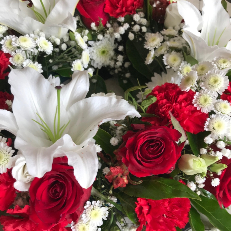 Rose and lily wreath