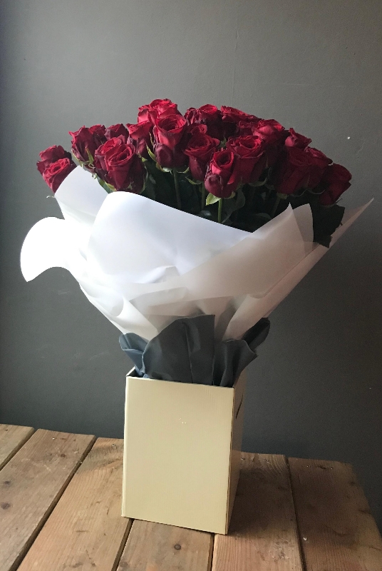 50 Red Rose Bundle