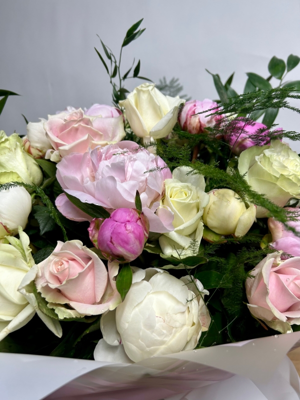 Rose and Peony Luxury Bundle