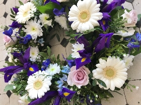 Lilac Purple White Mixed Wreath